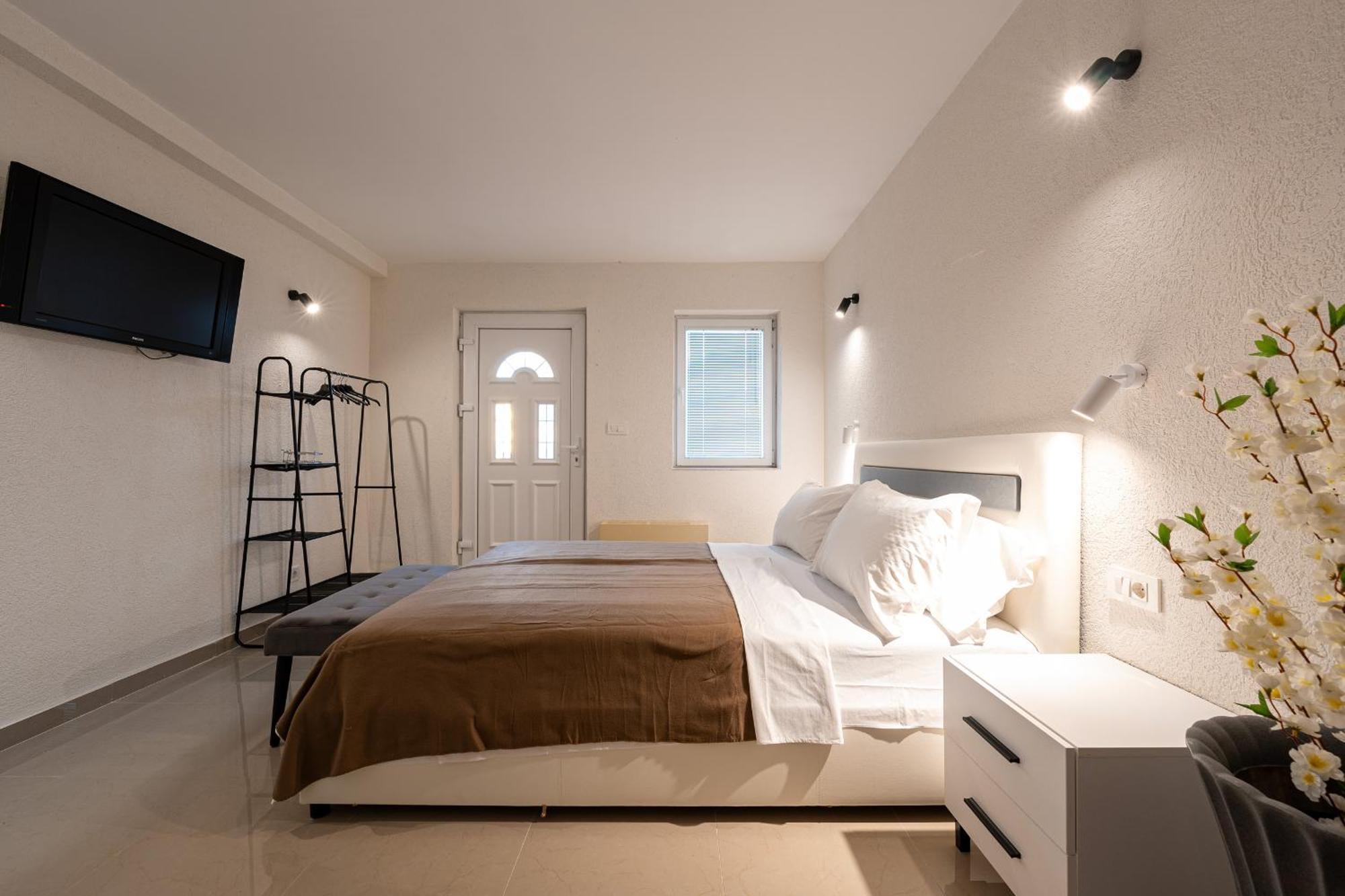 Apartman Regina *