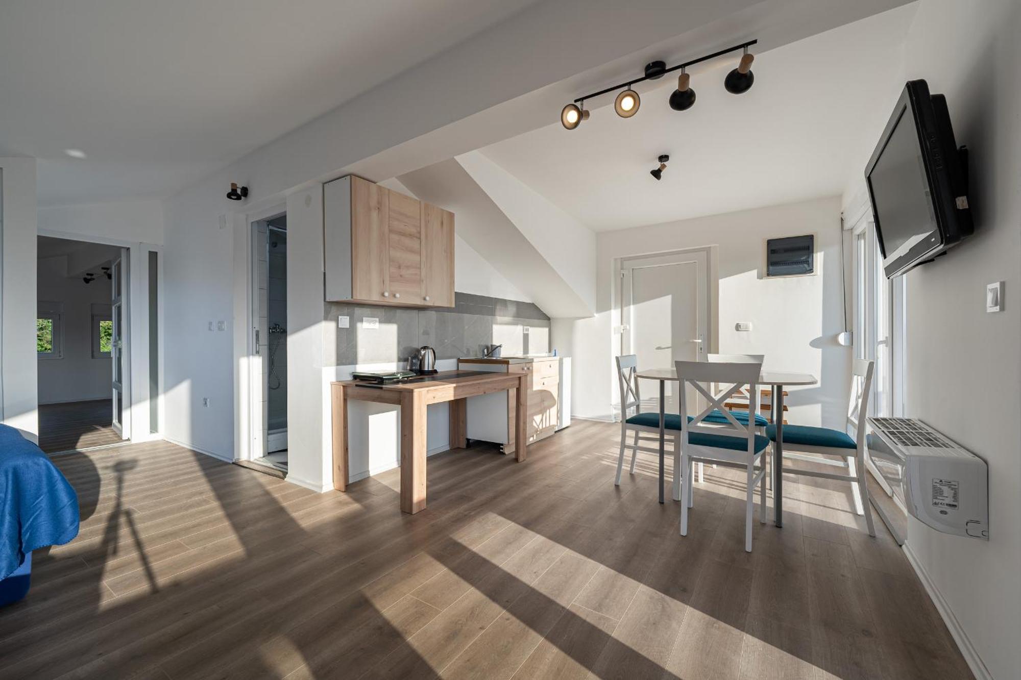 Regina Apartman