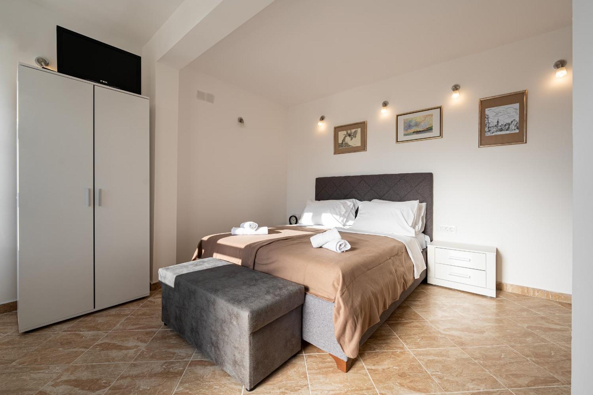 Apartman Regina *